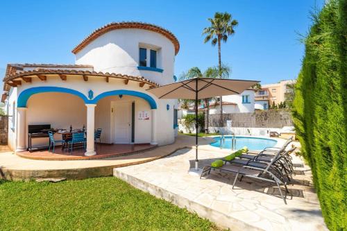 Villa Libra by Villa Plus