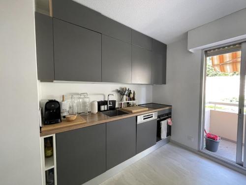 Appartement moderne dans une résidence avec piscine