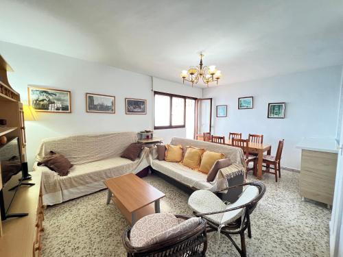 PUSHE Puerta del Mar Beach & Tradition 2