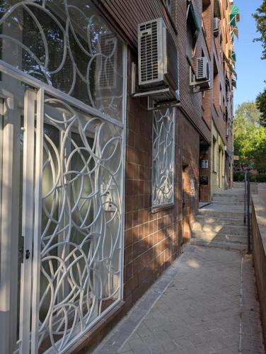 Luxury in Madrid for 10 and Pets