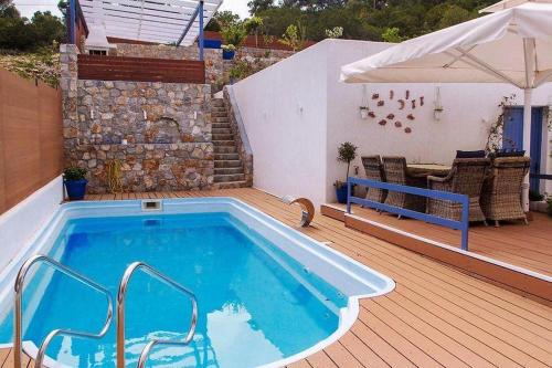 White Blue Luxury Villa 1