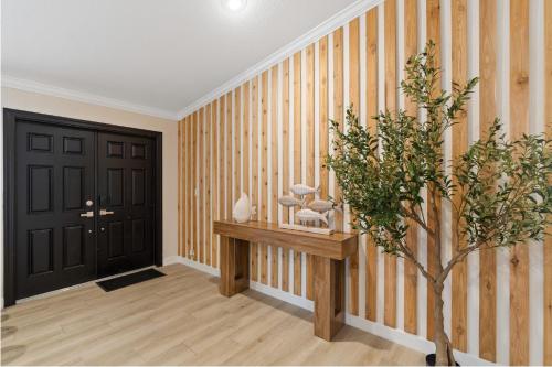 Φωτογραφία από το άλμπουμ του Boho Style 5 BR 2,5 BT Heated Pool Fit 14 στο Μαϊάμι