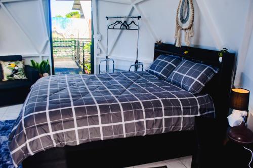 Gallery image of Sunrise Hill Glamping in San Juan