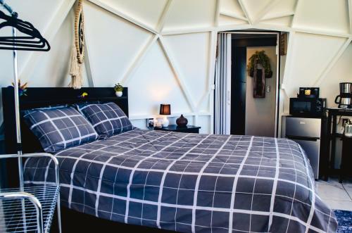 Gallery image of Sunrise Hill Glamping in San Juan