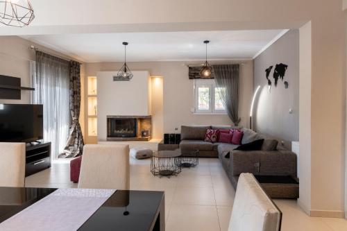 Mary's Modern and Elegant apartment