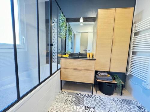 Ένα μπάνιο στο T3 avec vue mer dans residence de standing