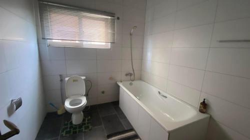 Galería fotográfica de Earls apartment en Accra