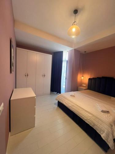 Ένα ή περισσότερα κρεβάτια σε δωμάτιο στο 2 badroom apartment the sity centre