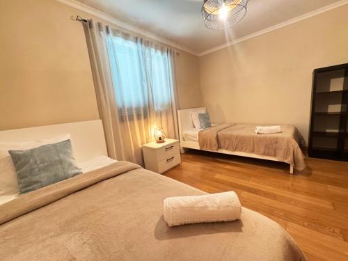 10 min to Calheta Beach - Apartamento Da Natureza - KING Size Bed - LARGE Terrace