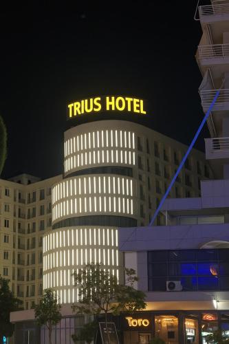 Trius Hotel