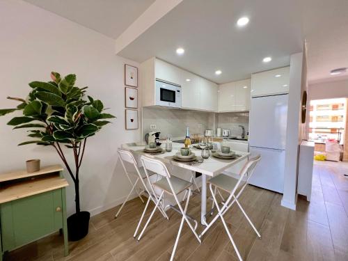 As de Casas - Valdes Center 3 - Los Cristianos
