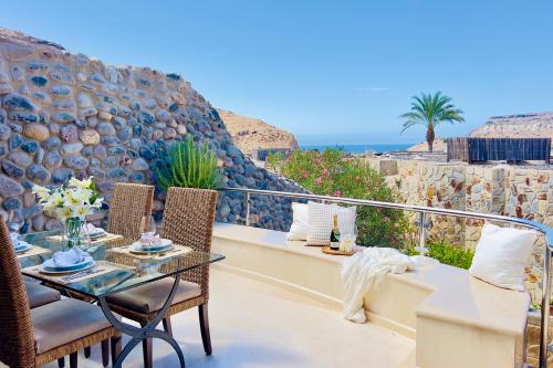 CASA BLISS - LUXURY VILLA 3 BEDROOMS TAURO GOLF Wifi MOGAN