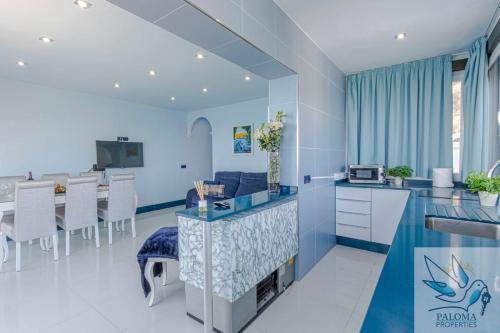 Wonderful beachfront apartment