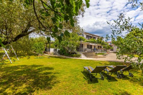 Apartments Mare