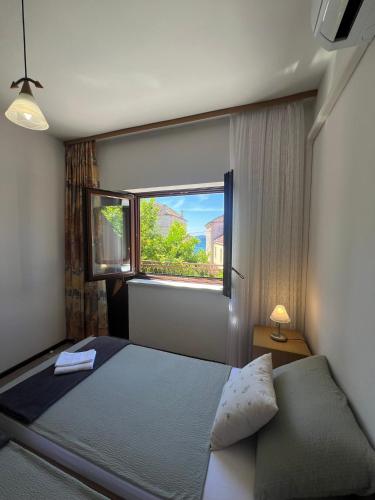 Apartments by the sea Orebic, Peljesac - 4496
