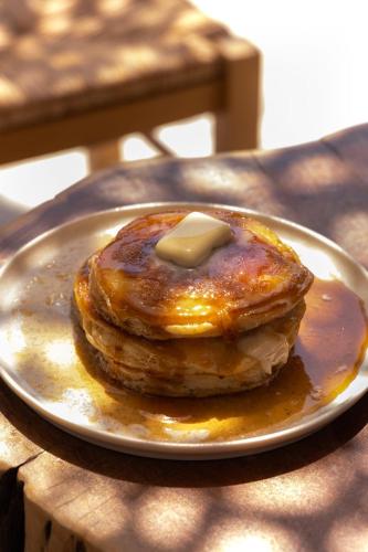 ホテルの敷地内または近くでの食事または食べ物
