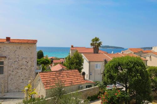 Apartments by the sea Rogoznica - 24598
