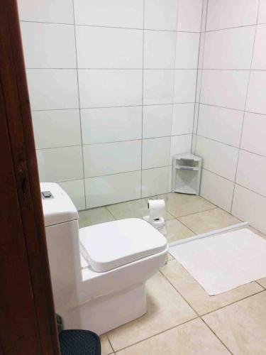 Ένα μπάνιο στο Casa do Sanca