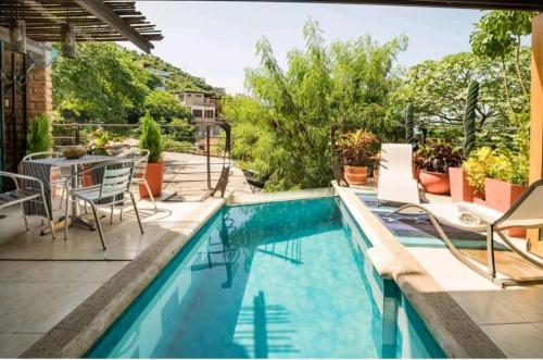 Πισίνα στο ή κοντά στο Caribbean House, W/Pool, 5 minutes to the beach