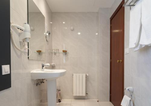 Ένα μπάνιο στο Hotel Prado Viejo