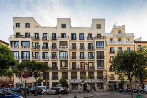 BookinMadrid - Plaza Mayor - Plaza Cascorro