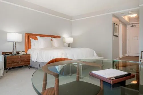 2 Bedroom OR King Studio Suites Four Seasons Hotel Miami Free Wi-Fi & Free Parking photo 22