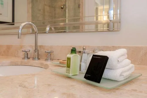 2 Bedroom OR King Studio Suites Four Seasons Hotel Miami Free Wi-Fi & Free Parking photo 28
