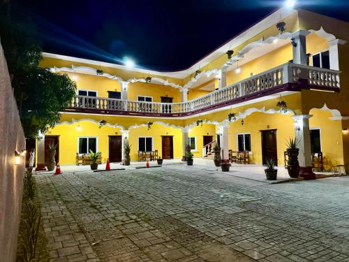 Hotel Alfa y Omega