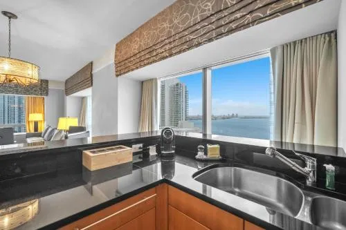 2 Bedroom OR King Studio Suites Four Seasons Hotel Miami Free Wi-Fi & Free Parking photo 119