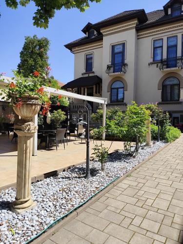 Giardino di Hotel Boutique ANEMONA