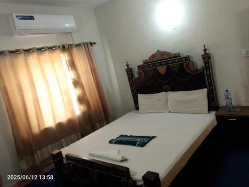 New White Rose Guest House