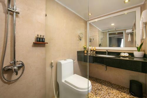 Vannituba majutusasutuses La Nueva Boutique Hotel Hanoi & Spa