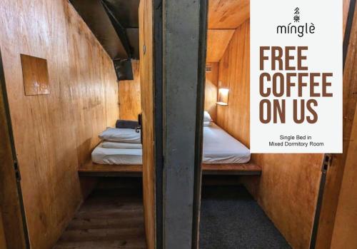 Postel nebo postele na pokoji v ubytování Mingle Highstreet - CoWorking Hub