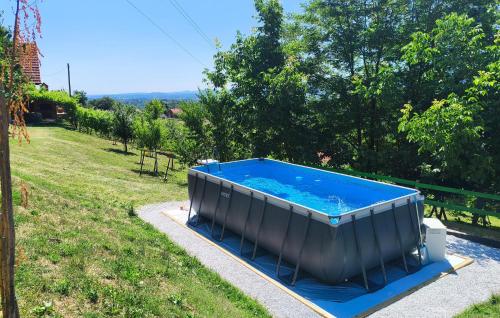 Amazing Home In Vukovoj With Sauna
