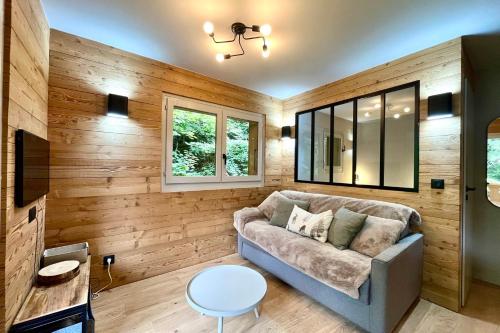 Cozy Home For 2 Megève