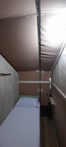 Postel nebo postele na pokoji v ubytování CS Glamping - Tende