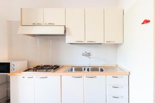 Η κουζίνα ή μικρή κουζίνα στο Agriturismo Alimini a Otranto