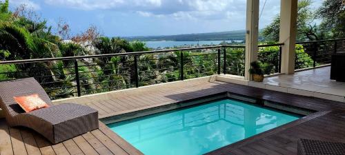 Seaview Villa,Black River Private Pool and Sunset