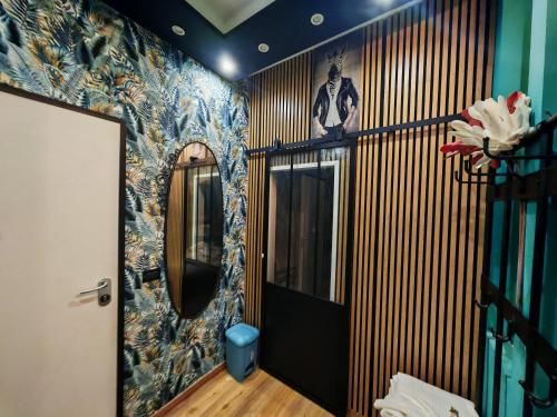 Flytosuite,it 25 POSTI LETTO per viaggiatori Aeroporto Concerti Stadioにあるバスルーム