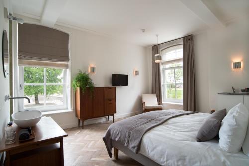 Gallery image of Boutique Hotel De Witte Dame in Abcoude