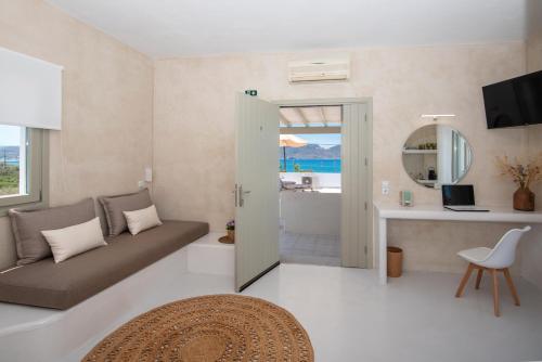 Moustakas Beach Apartments