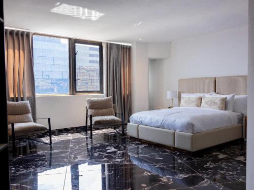 Katil atau katil-katil dalam bilik di Pent Lucius - 3 bedroom Penthouse