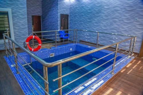 Bazén v ubytování The Clifford Apartment Owerri nebo v jeho okolí