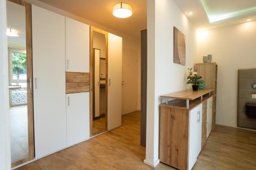 EasyStay Studio with Queen-Size Bed, Self Check-in K6
