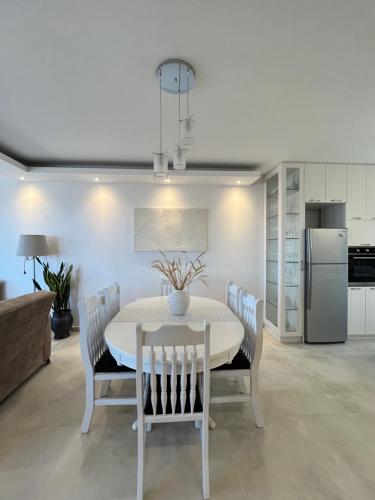 Η κουζίνα ή μικρή κουζίνα στο BJ House