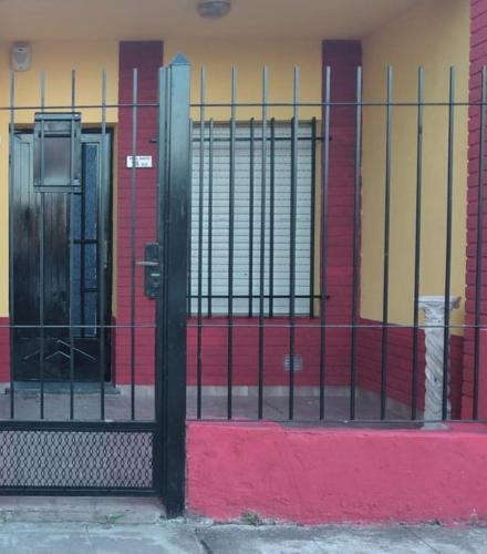 Muka bangunan atau pintu masuk Serena Alojamientos San Nicolás 3 Unidades Funcionales