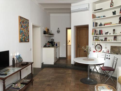 7550rome P&J's cozy Trastevere Apartment