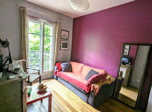 Classic Parisian 2 BR flat in Paris 10
