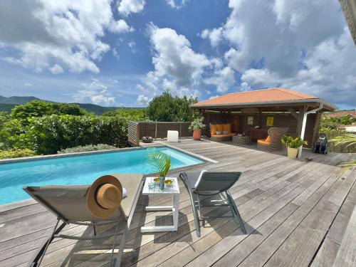 Πισίνα στο ή κοντά στο Villa Les Esperides, grand standing Vue Mer & Golf, proche plage