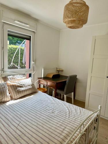 Photo de la galerie de l'établissement Appartement avec grand jardin reposant, au Mans